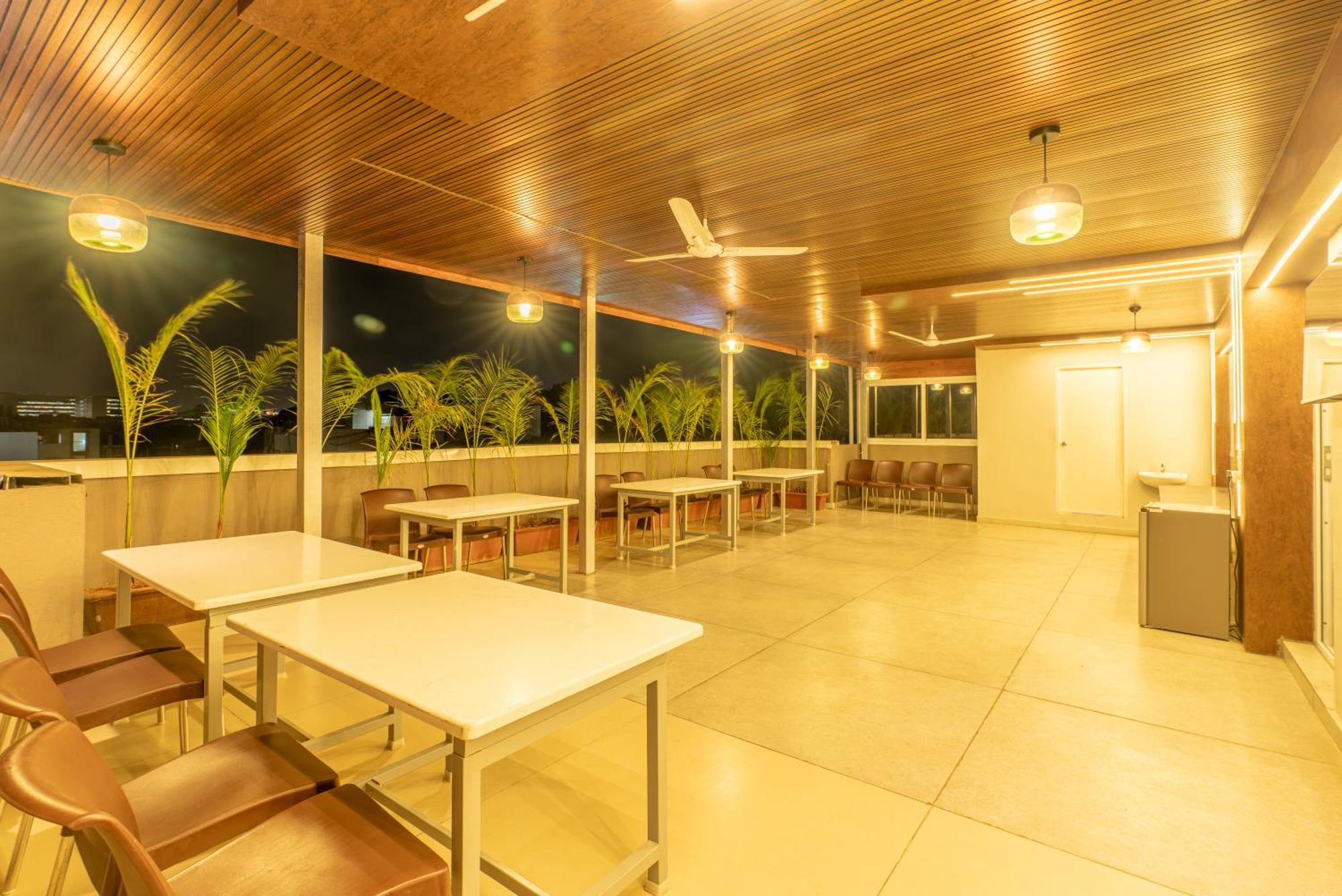 Seasons Suites Koramangala Bengaluru Zewnętrze zdjęcie